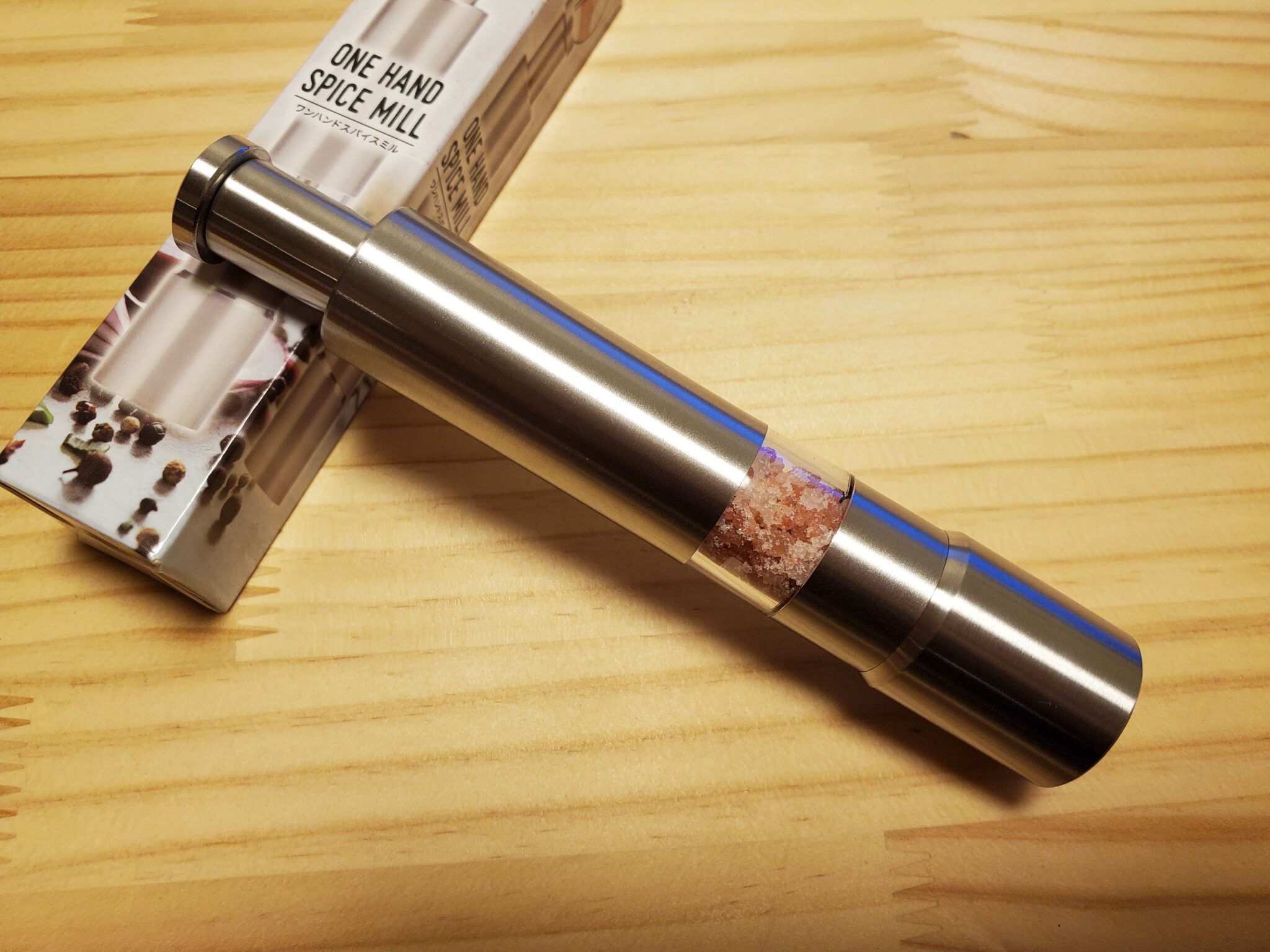 【動画あり】ワンハンドスパイスミルを買ってみた！100均ダイソーやキャンドゥで550円！〜キャンプでも使える〜 Twelve Theme